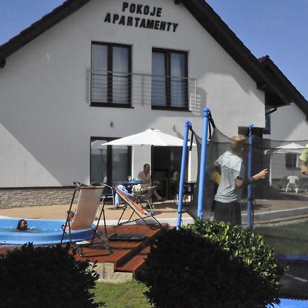 Apartamenty I Pokoje Na Letniej Ujście-Darłowskie Dış mekan fotoğraf
